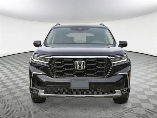new 2025 Honda Pilot car, priced at $48,799