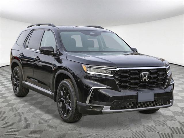 new 2025 Honda Pilot car, priced at $48,799