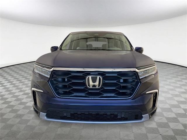 new 2025 Honda Pilot car, priced at $46,671