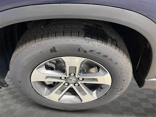 new 2025 Honda Pilot car, priced at $46,671