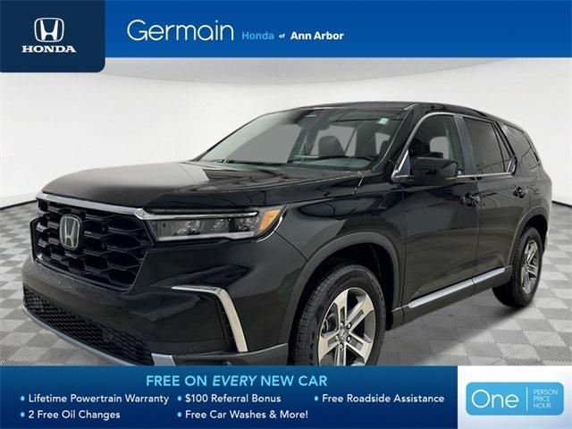 new 2025 Honda Pilot car, priced at $46,059