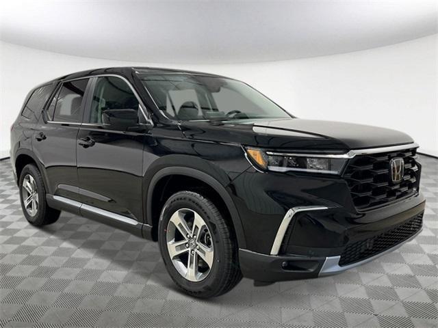 new 2025 Honda Pilot car, priced at $46,059