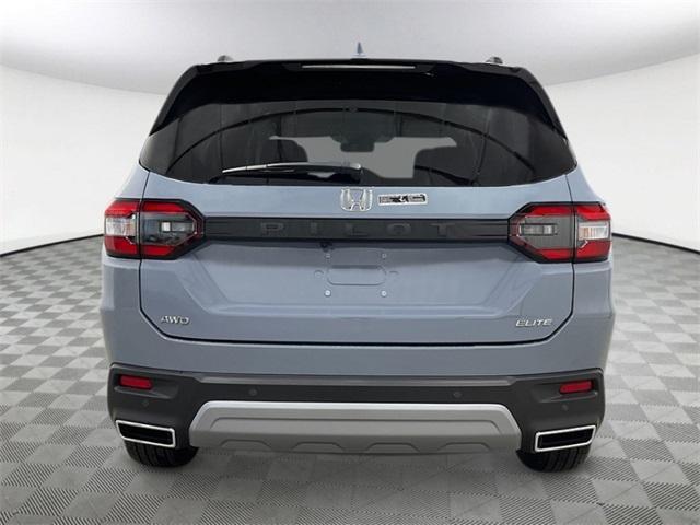 new 2025 Honda Pilot car, priced at $54,535