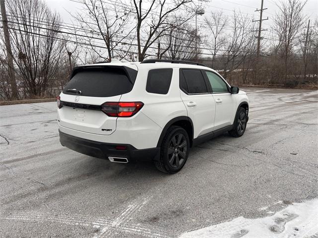 new 2025 Honda Pilot car, priced at $41,947