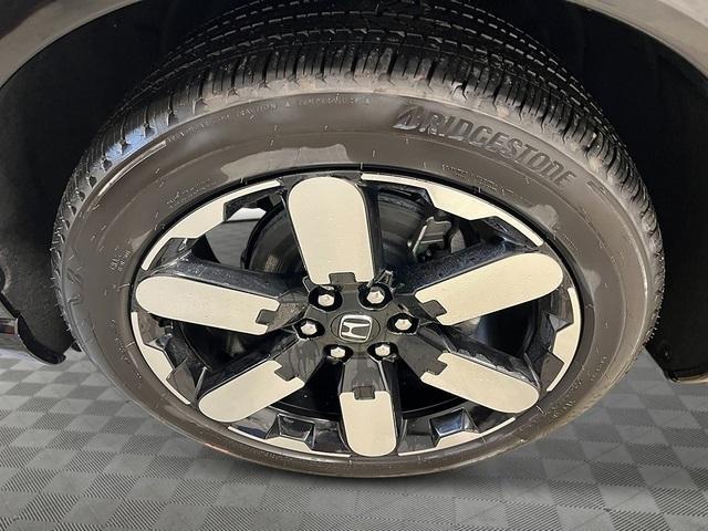 new 2025 Honda Prologue car, priced at $59,805