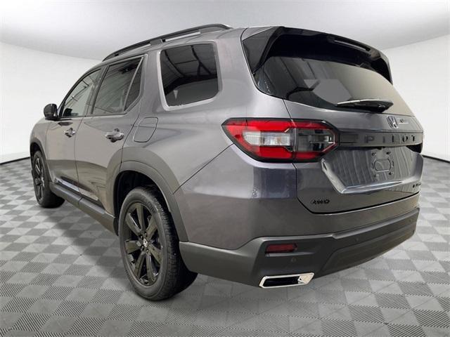 new 2025 Honda Pilot car, priced at $52,754