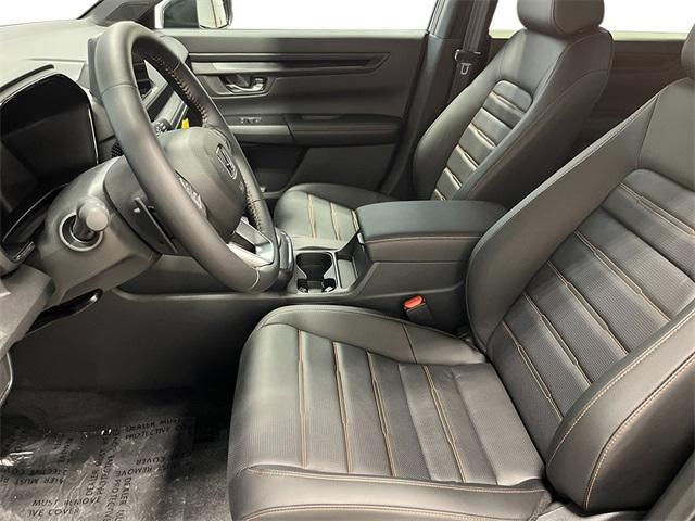 new 2026 Honda CR-V Hybrid car, priced at $39,928