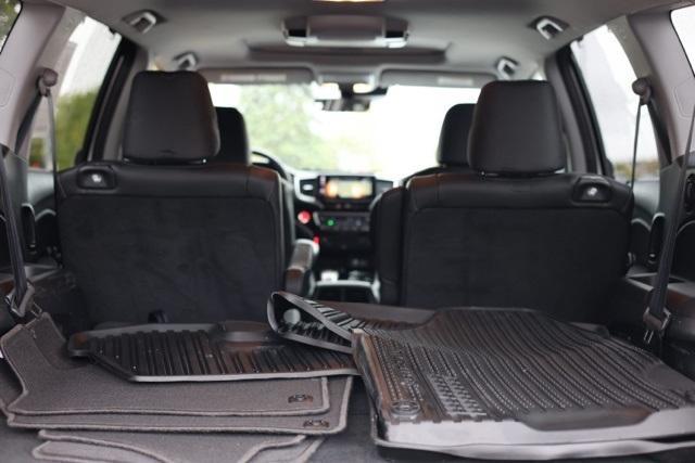 used 2022 Honda Pilot car, priced at $35,234