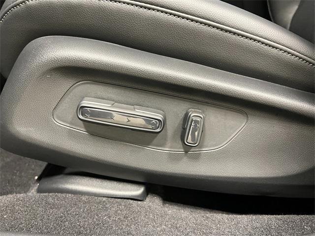 new 2025 Honda HR-V car, priced at $31,877