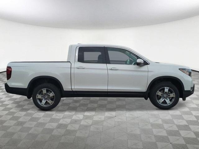 new 2025 Honda Ridgeline car, priced at $43,728