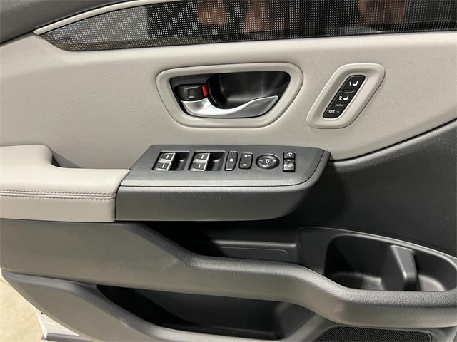 new 2025 Honda Pilot car, priced at $54,490