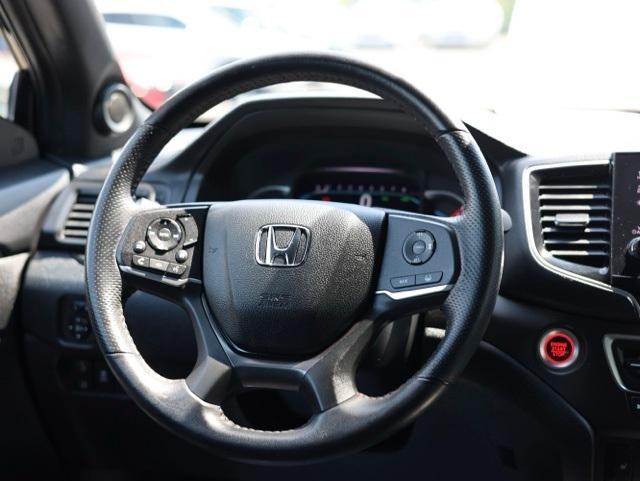used 2022 Honda Pilot car, priced at $35,938