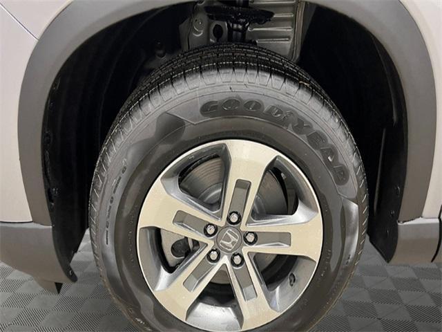 new 2025 Honda Pilot car, priced at $47,395
