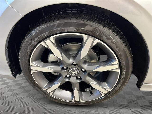 new 2026 Honda Civic Hybrid car, priced at $33,490
