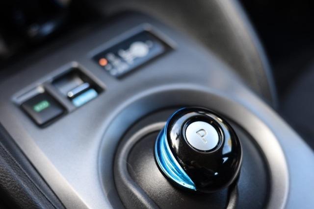 used 2018 Nissan Leaf car, priced at $9,999