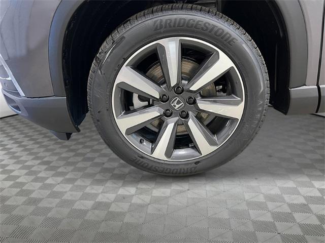 new 2025 Honda Pilot car, priced at $48,377
