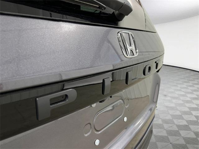 new 2025 Honda Pilot car, priced at $50,635