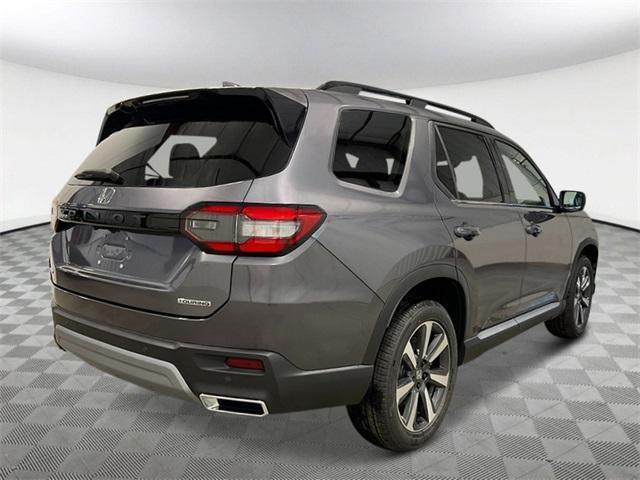 new 2025 Honda Pilot car, priced at $50,635