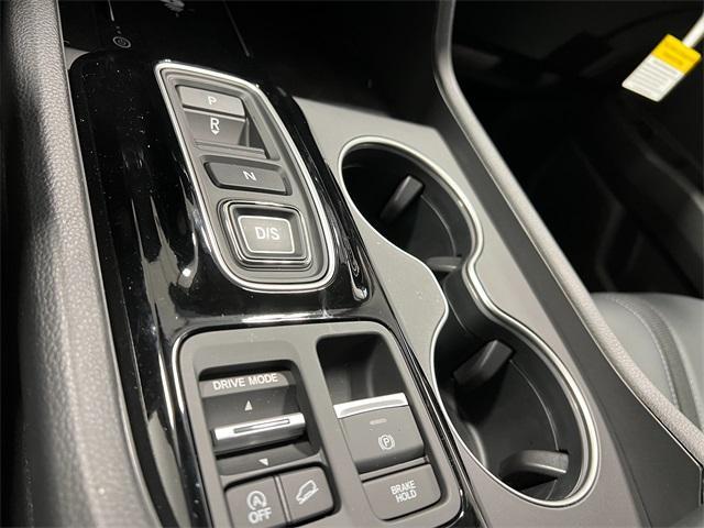 new 2025 Honda Pilot car, priced at $48,379