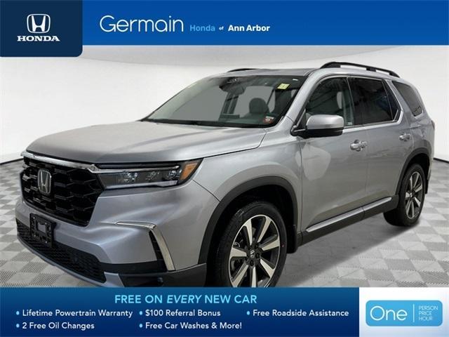 new 2025 Honda Pilot car, priced at $47,496