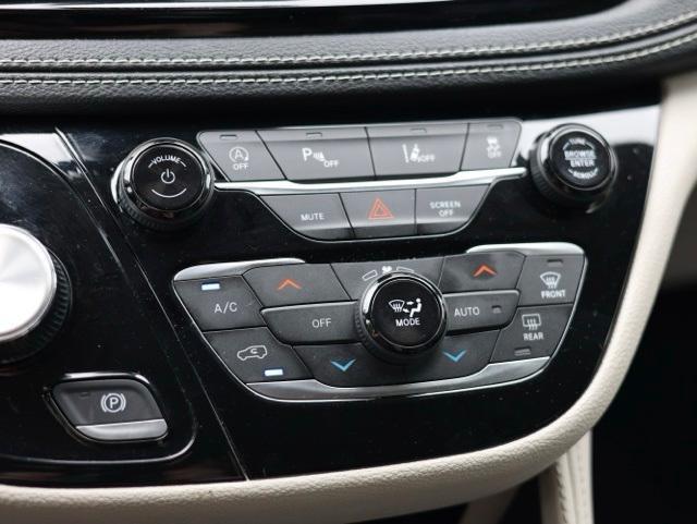 used 2023 Chrysler Pacifica car, priced at $29,720