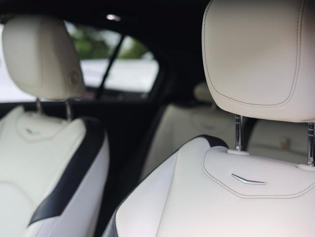 used 2023 Cadillac XT4 car, priced at $30,404