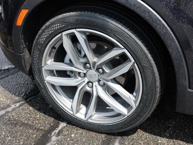 used 2023 Cadillac XT4 car, priced at $30,404