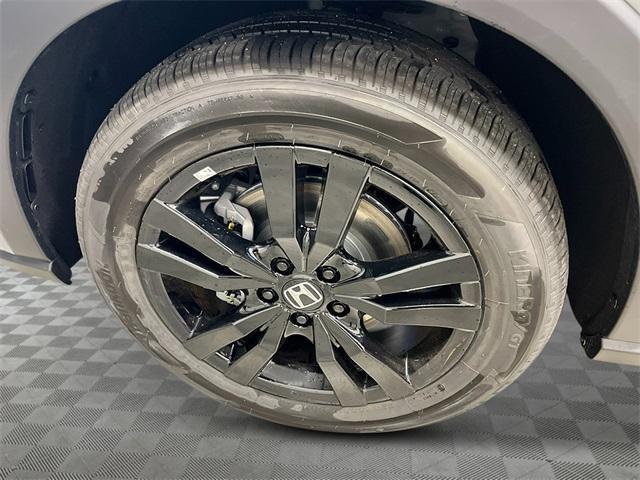 new 2026 Honda HR-V car, priced at $31,099