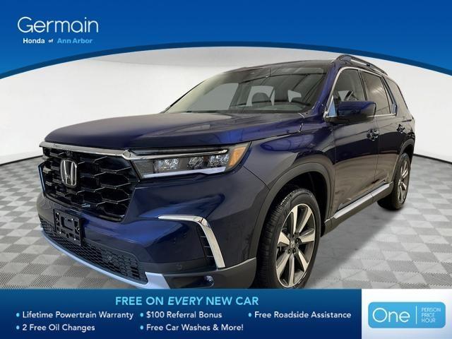 new 2025 Honda Pilot car, priced at $52,677