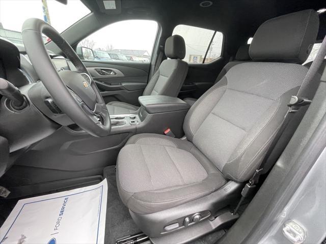 used 2023 Chevrolet Traverse car, priced at $33,740