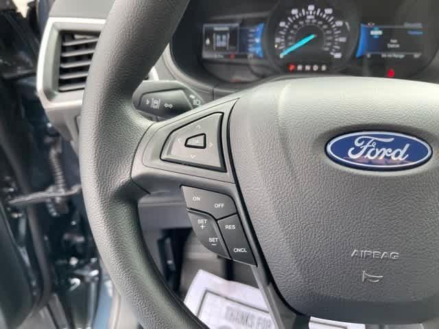 new 2024 Ford Edge car, priced at $40,286