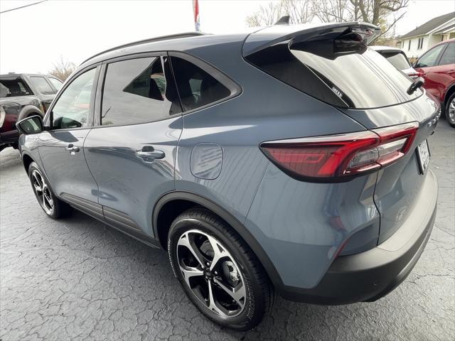 new 2025 Ford Escape car, priced at $38,078