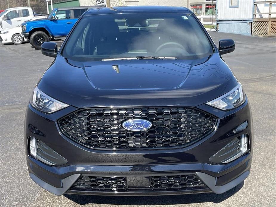 new 2024 Ford Edge car, priced at $45,142