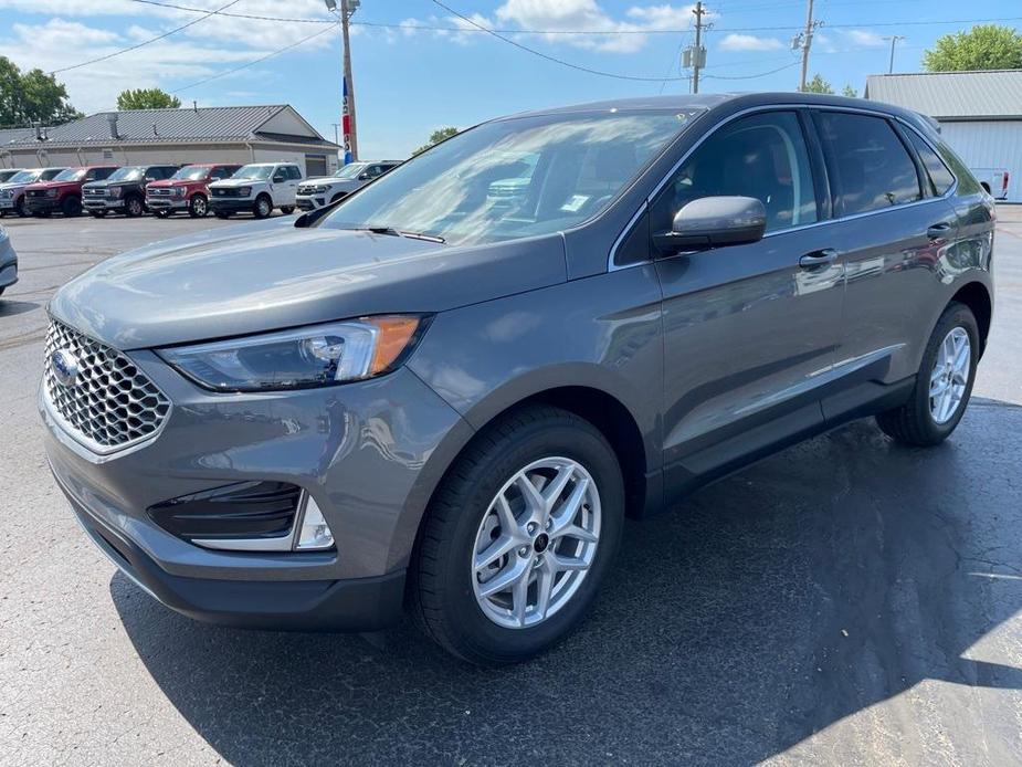 new 2024 Ford Edge car, priced at $40,895