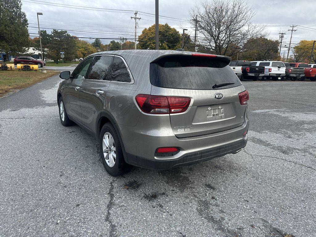 used 2019 Kia Sorento car, priced at $13,895