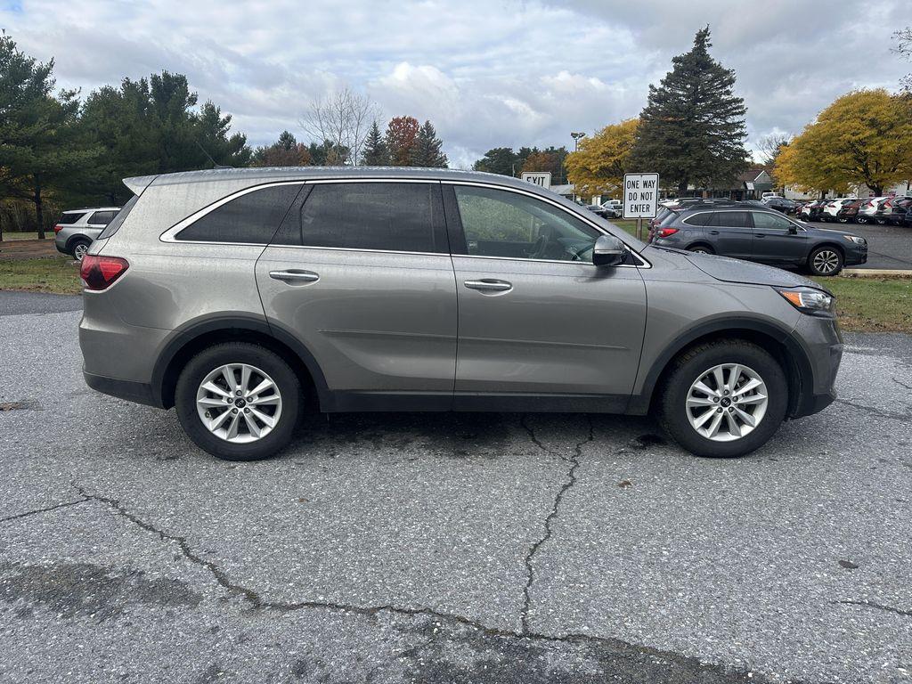 used 2019 Kia Sorento car, priced at $13,895