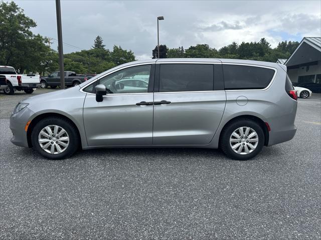 used 2018 Chrysler Pacifica car, priced at $8,995