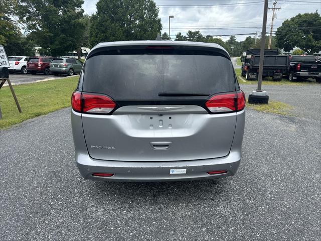 used 2018 Chrysler Pacifica car, priced at $8,995