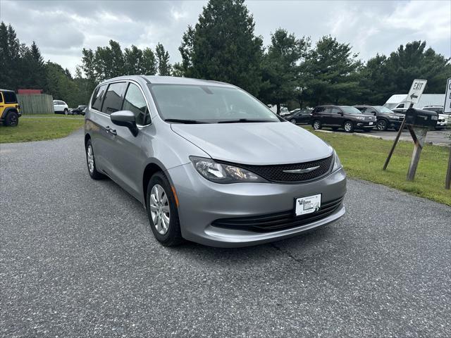 used 2018 Chrysler Pacifica car, priced at $8,995