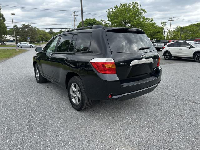 used 2009 Toyota Highlander car, priced at $8,995