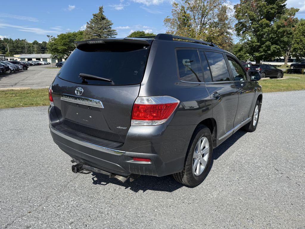 used 2011 Toyota Highlander car, priced at $8,995