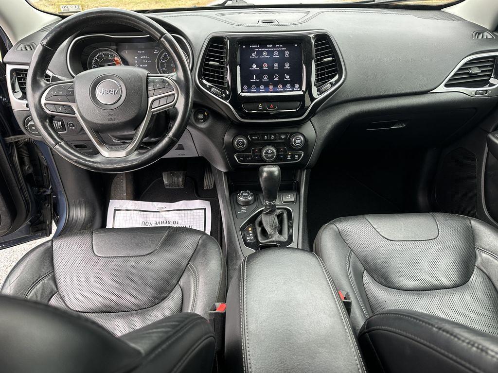 used 2020 Jeep Cherokee car, priced at $14,895