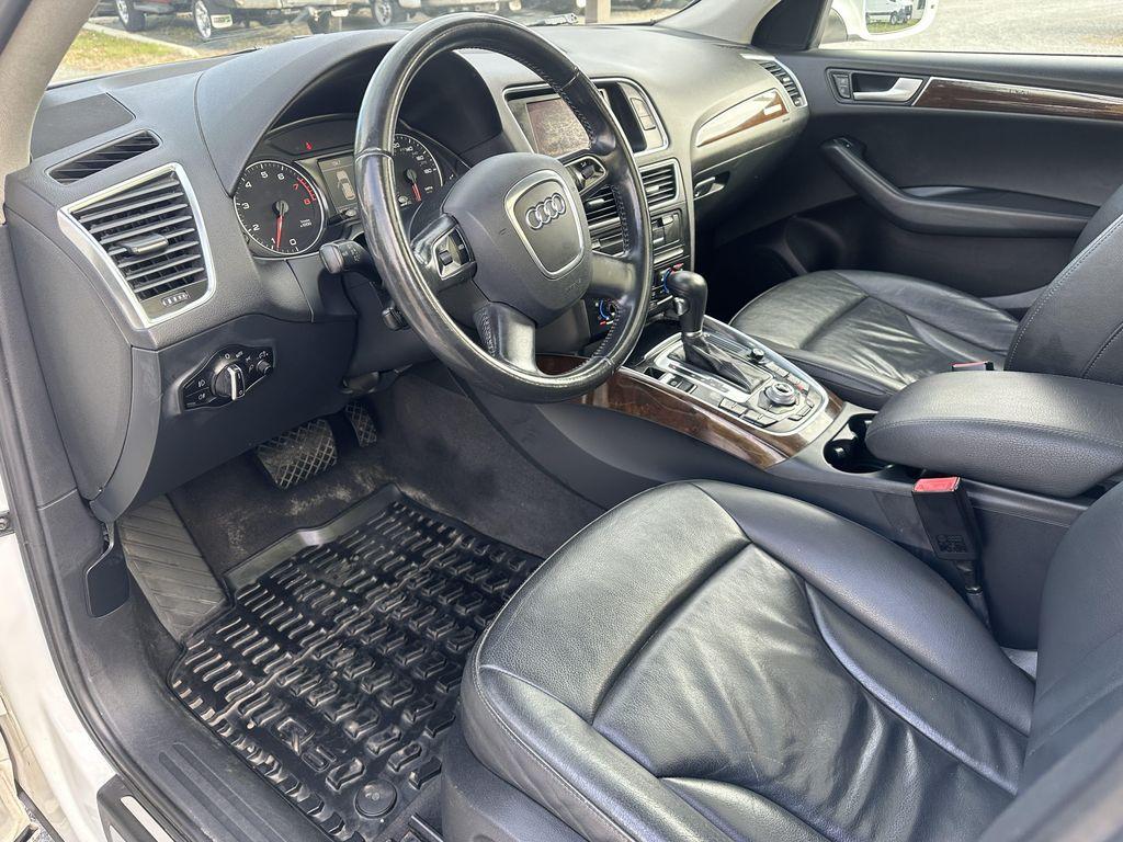 used 2011 Audi Q5 car, priced at $6,895