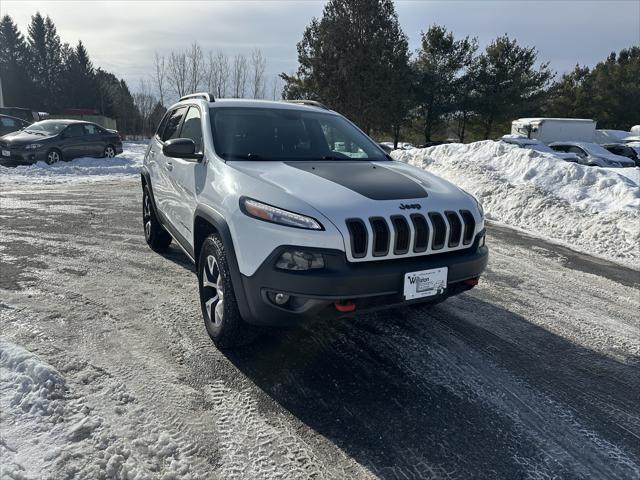 used 2015 Jeep Cherokee car, priced at $10,795