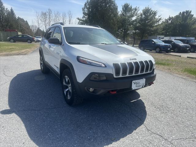 used 2015 Jeep Cherokee car, priced at $10,795