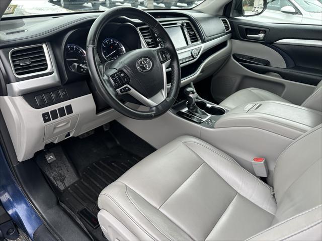 used 2015 Toyota Highlander car, priced at $16,895