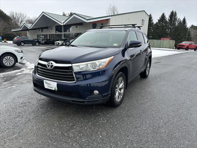 used 2015 Toyota Highlander car, priced at $16,895