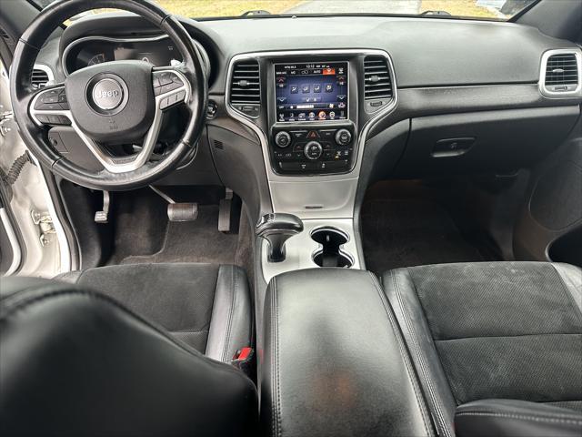 used 2015 Jeep Grand Cherokee car, priced at $10,995