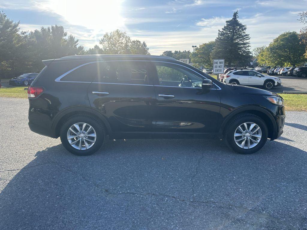 used 2016 Kia Sorento car, priced at $5,895