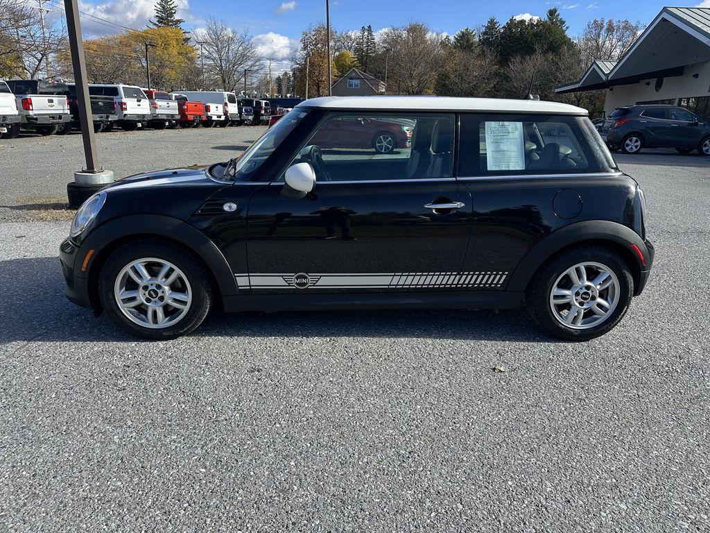 used 2013 MINI Hardtop car, priced at $5,995